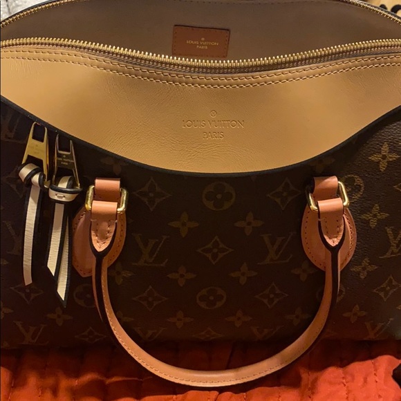 Louis Vuitton TUILERIES. Sold out online !!! - Picture 10 of 13
